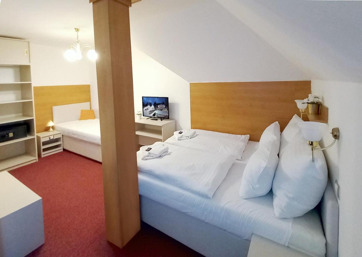 Hotel Hradec Spindleruv Mlyn Exterior photo
